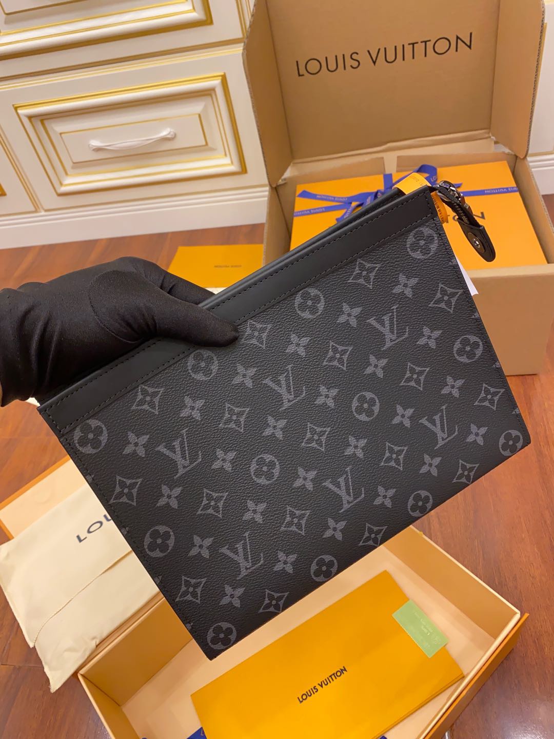 LV Clutch Bags